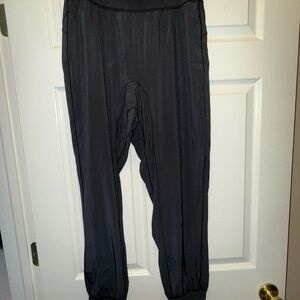 Lululemon Charcoal Jogger Pants